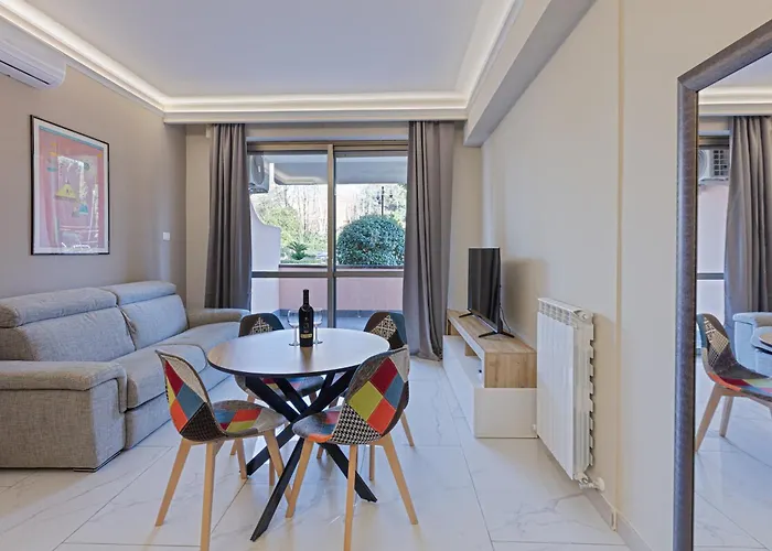 Aurelia Boutique Apartment *